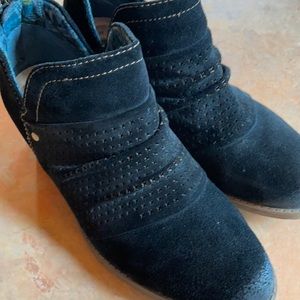 👢 EARTH ORIGINS ANKLE BOOT 👢